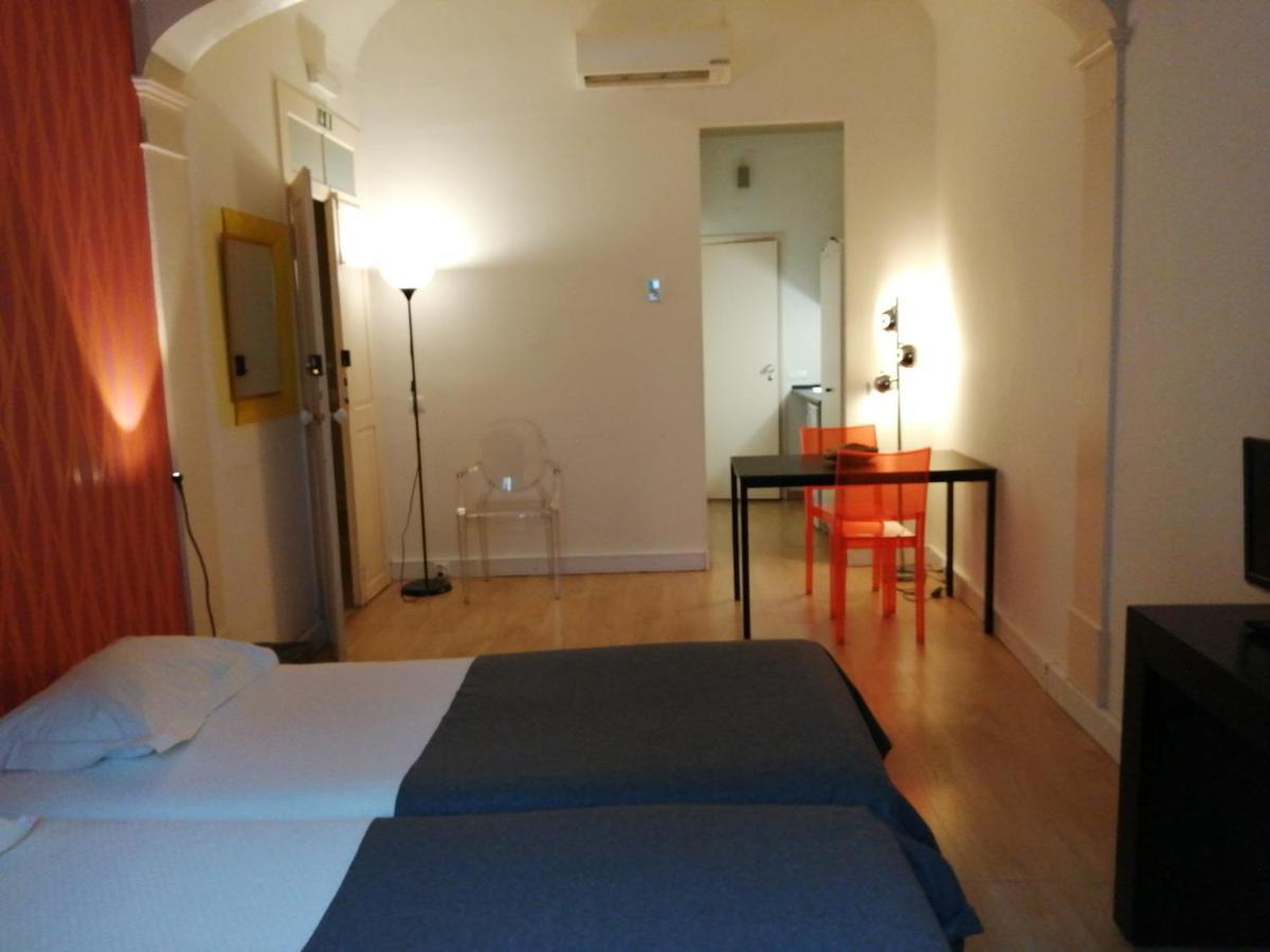 Evora Inn Екстериор снимка
