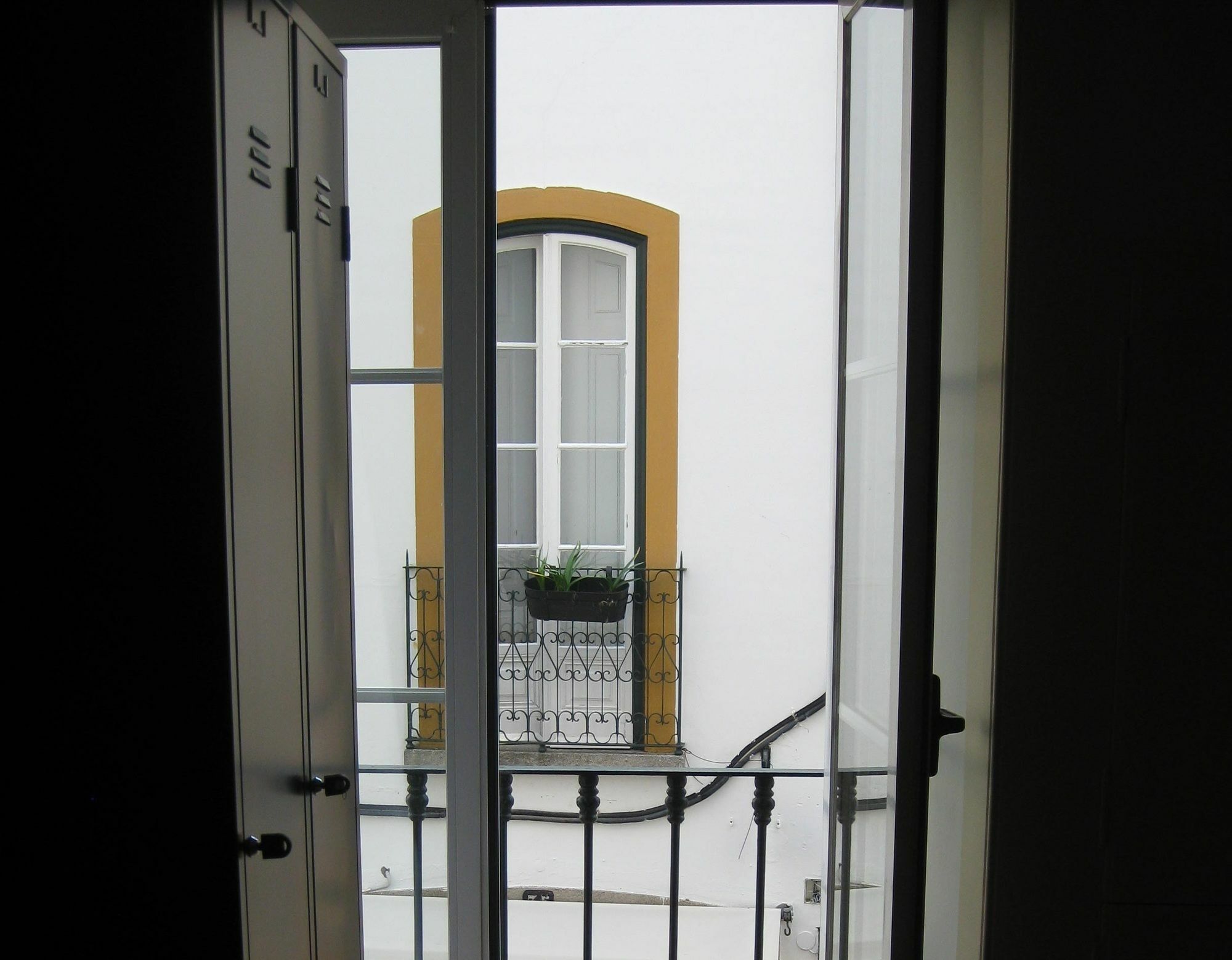 Evora Inn Екстериор снимка